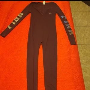 SOLD PN MERCARI!!RARE!!!Victoria secret Pink Onesie